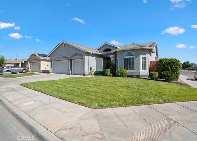 Property at 5874 W San Gabriel Ave, Fresno, CA 93722, 5 beds, 2 baths