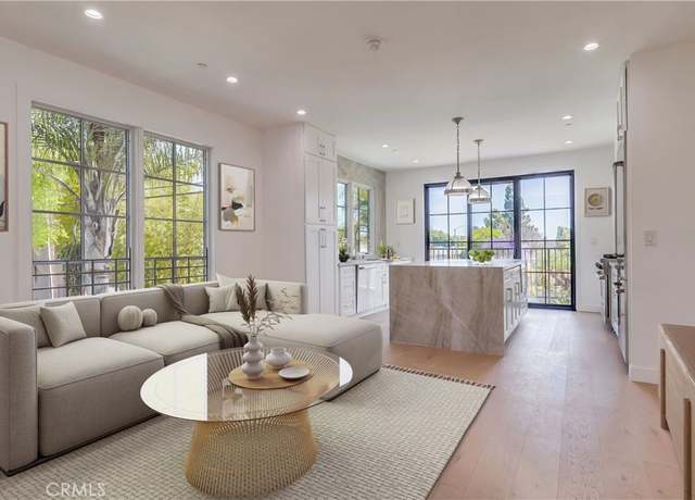 Property at 3803 Berryman Ave, Los Angeles, CA 90066, 3 beds, 2.5 baths