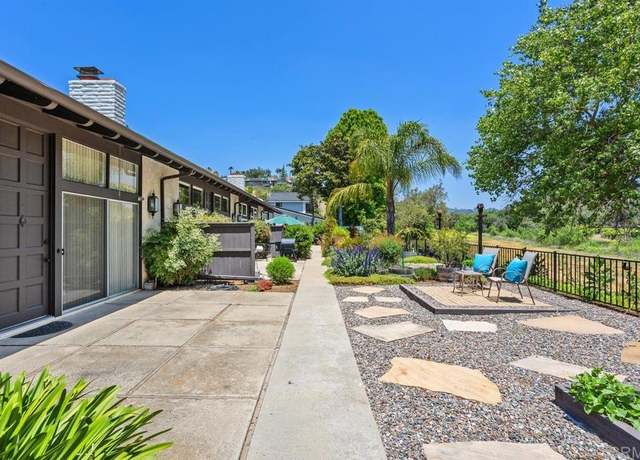 Property at 3404 Oak Cliff Dr #2, Fallbrook, CA 92028, 2 beds, 2.5 baths