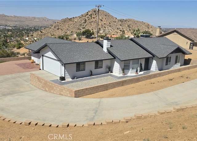 Property at 55578 Free Gold Dr, Yucca Valley, CA 92284, 3 beds, 2 baths
