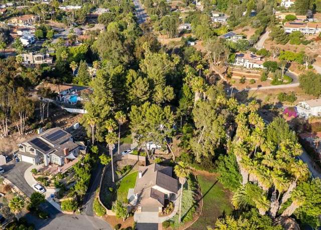 Property at 102 Stephanie Ln, Vista, CA 92084, 3 beds, 2 baths