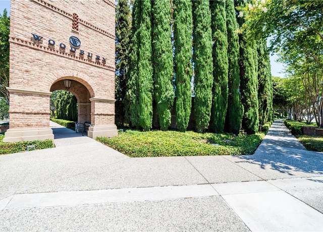Property at 118 Vintage #18, Irvine, CA 92620, 2 beds, 3 baths