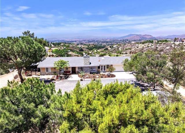 Property at 40125 Scanlon Rd, Temecula, CA 92592, 4 beds, 3 baths