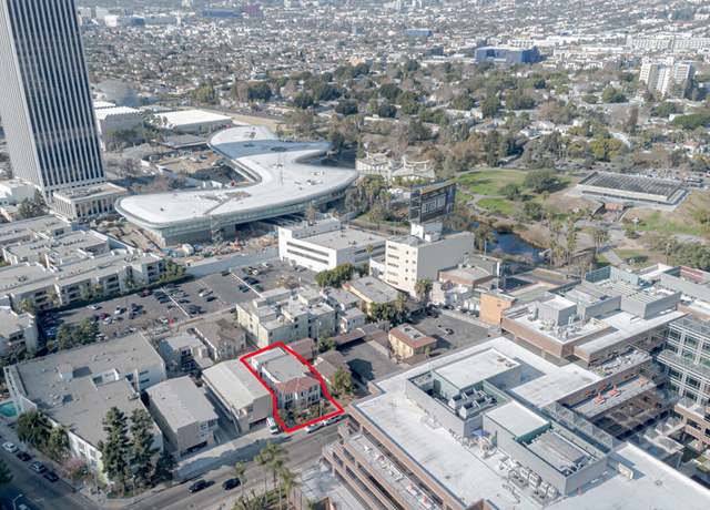 Property at 741 S Curson Ave, Los Angeles, CA 90036, 8 beds, 6 baths