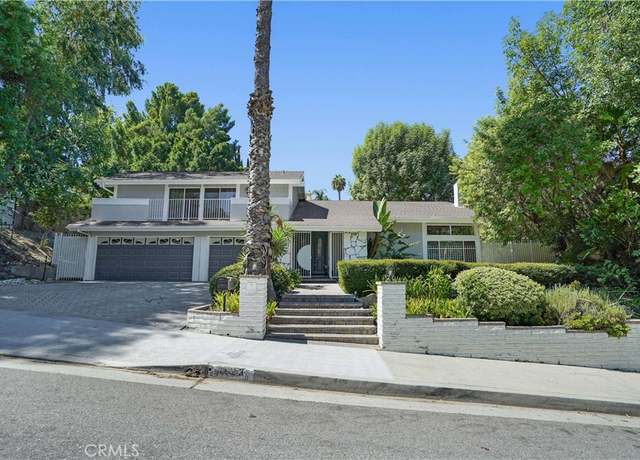 Property at 4623 Winnetka Ave, Woodland Hills, CA 91364, 4 beds, 3 baths