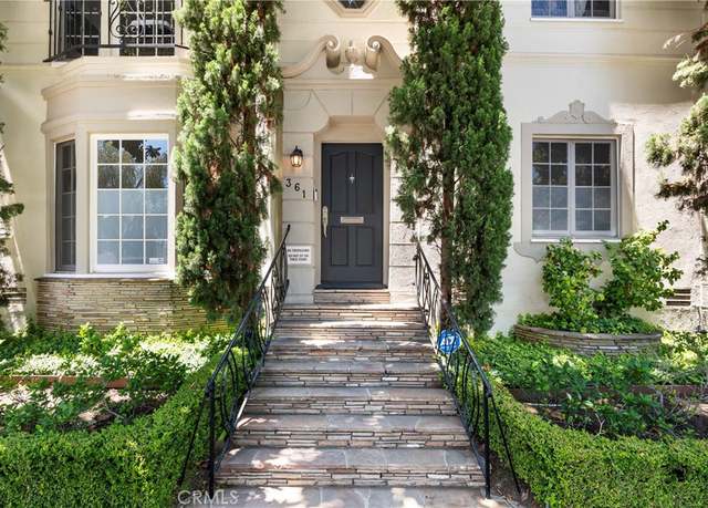 Property at 361 S Doheny Dr, Beverly Hills, CA 90211, 2 beds, 2 baths