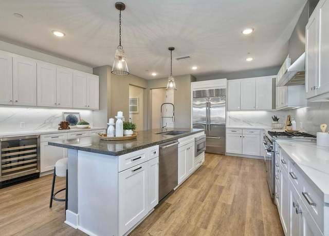 Property at 800 Grand Ave #205, Carlsbad, CA 92008, 2 beds, 2 baths