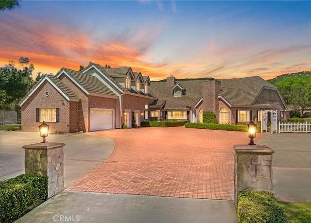 Property at 19495 Lobo De Pradera, Murrieta, CA 92562, 7 beds, 7 baths
