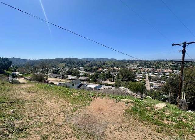 Property at 12740 Casa Vista Rd, Lakeside, CA 92040