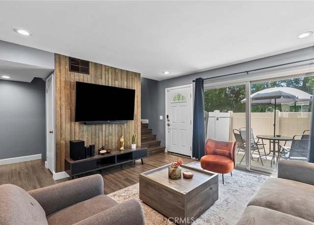 Property at 10155 De Soto Ave #104, Chatsworth, CA 91311, 2 beds, 3 baths