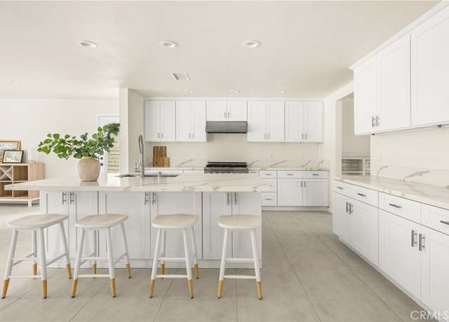 Property at 19201 Barrett Ln, North Tustin, CA 92705, 5 beds, 3.5 baths
