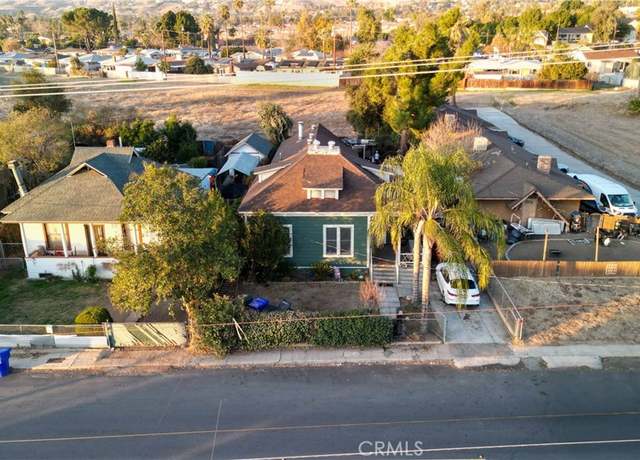 Property at 27180 Pacific St, Highland, CA 92346, 3 beds, 2 baths