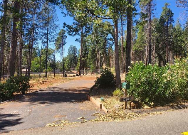 Property at 13865 W Park Dr, Magalia, CA 95954