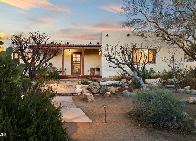 Property at 8485 Star Ln, Joshua Tree, CA 92252, 2 beds, 2 baths