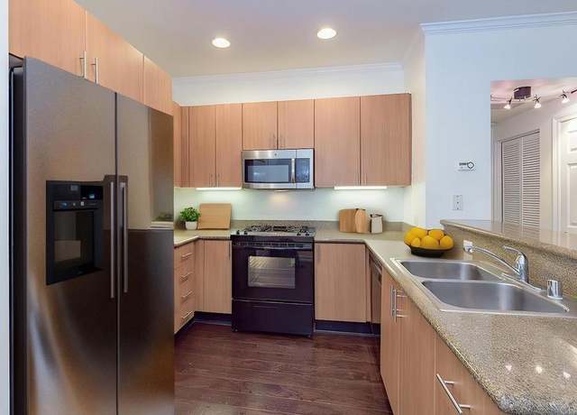 Property at 1480 Broadway #2415, San Diego, CA 92101, 2 beds, 2 baths