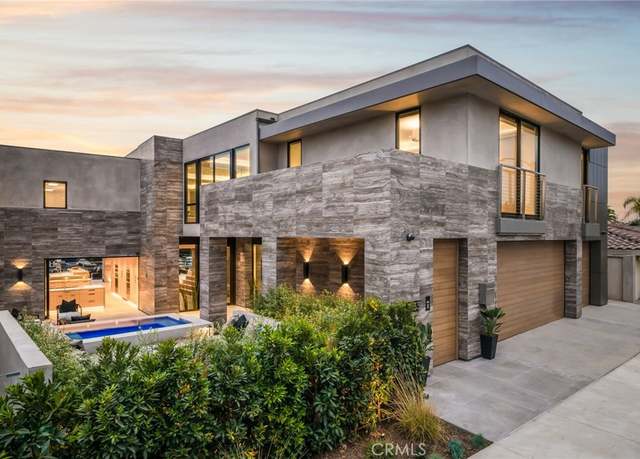 Property at 433 Harbor Island Dr, Newport Beach, CA 92660, 4 beds, 5.5 baths
