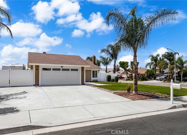Property at 11230 Peachtree Pl, Riverside, CA 92505, 3 beds, 2 baths