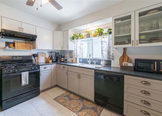 Property at 5270 E Anaheim Unit 2 St, Long Beach, CA 90815, 2 beds, 1 bath