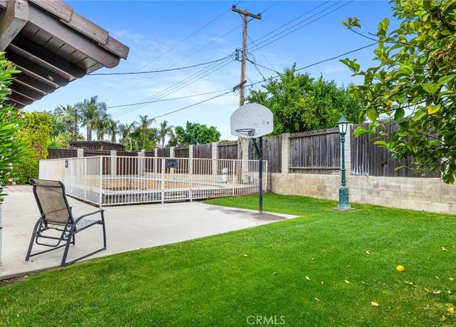 Property at 3406 Elm St, Bakersfield, CA 93301, 5 beds, 2 baths
