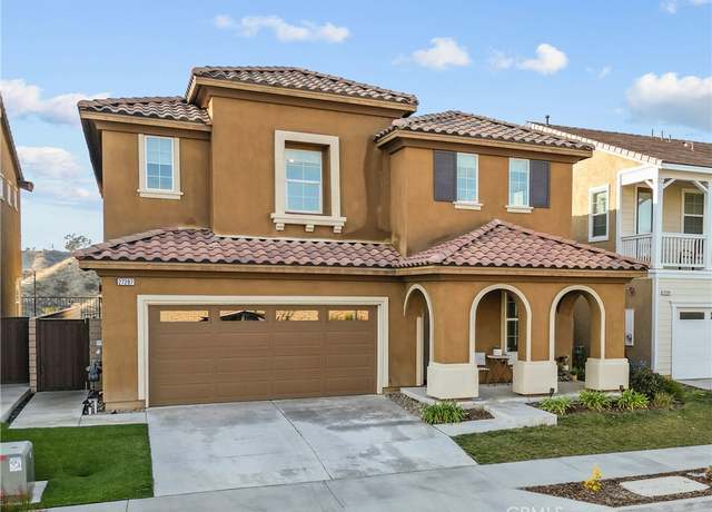 Property at 27287 Ardella Pl, Saugus, CA 91350, 4 beds, 2.5 baths