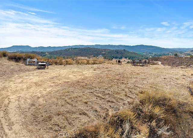 Property at 10 Via Feliz, Murrieta, CA 92562