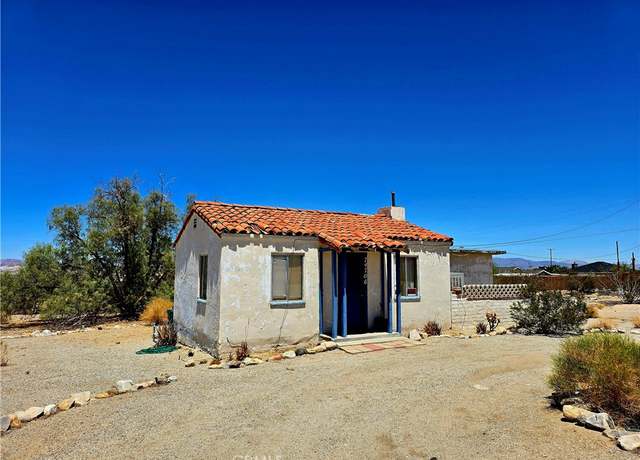 Property at 74706 Sunset Dr, 29 Palms, CA 92277, 2 beds, 1 bath