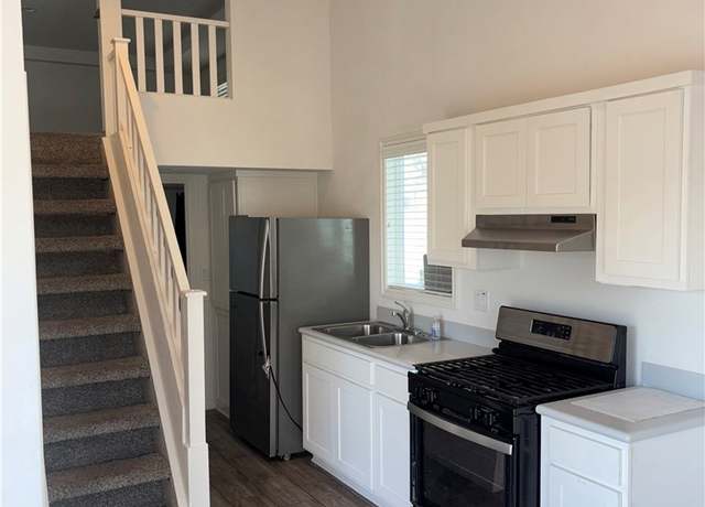 Property at 6665 Long Beach Blvd Unit E27, Long Beach, CA 90805, 1 bed, 1 bath