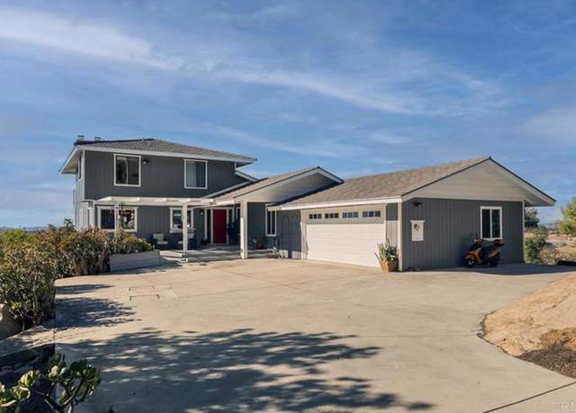 Property at 14237 Calle De Vis, Valley Center, CA 92082, 4 beds, 2.5 baths