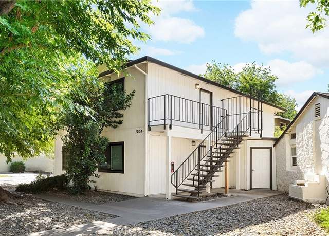Property at 1204 W 5th St, Chico, CA 95928, 12 beds, 5 baths