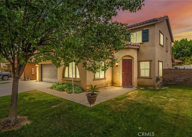 Property at 10114 Oporto Way, Bakersfield, CA 93306, 3 beds, 3 baths