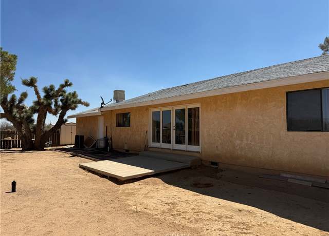 Property at 243 Balboa Ave, Mojave, CA 93501, 3 beds, 2 baths