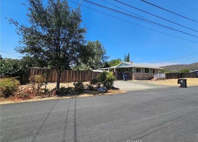 Property at 2955 4th St, Clearlake, CA 95422, 2 beds, 1 bath