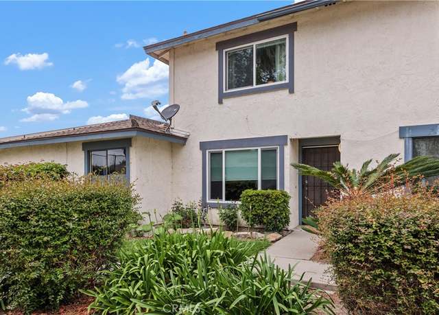 Property at 3404 Los Mochis Way, Oceanside, CA 92056, 2 beds, 1.5 baths
