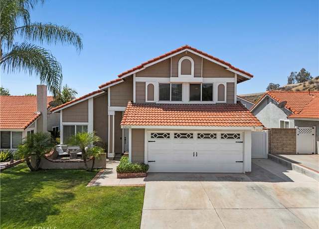 Property at 28032 Nantucket St, Castaic, CA 91384, 3 beds, 3 baths