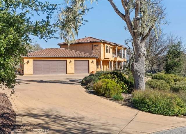 Property at 10460 Portal Rd, Atascadero, CA 93422, 6 beds, 5.5 baths