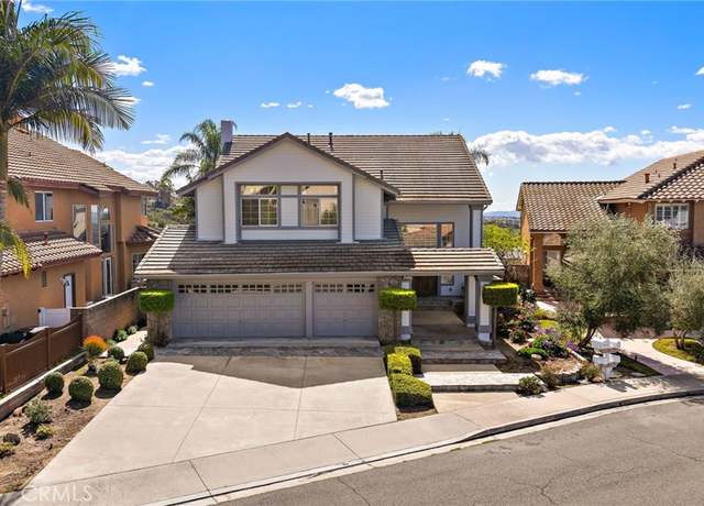 Property at 21485 Silvertree Ln, Rancho Santa Margarita, CA 92679, 4 beds, 3 baths