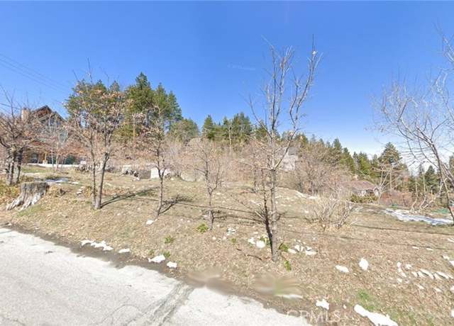 Property at 2379 Chicago Dr, Running Springs Area, CA 92382