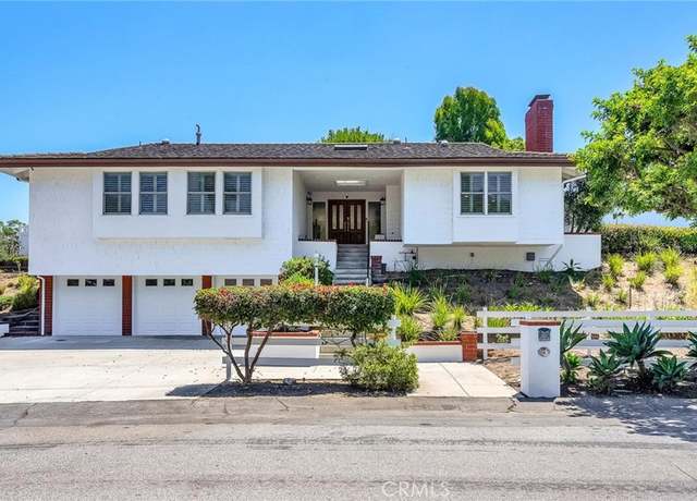 Property at 4 Bridlewood Cir, Rolling Hills Estates, CA 90274, 3 beds, 2.5 baths