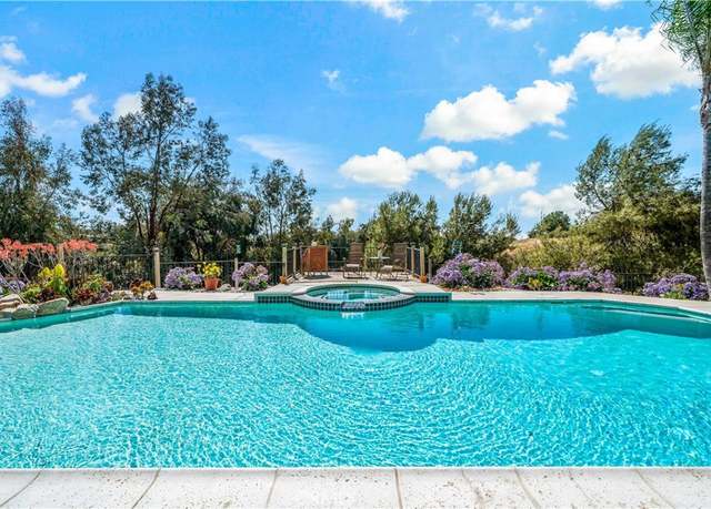 Property at 39980 Via Fernando, Temecula, CA 92592, 10 beds, 6 baths