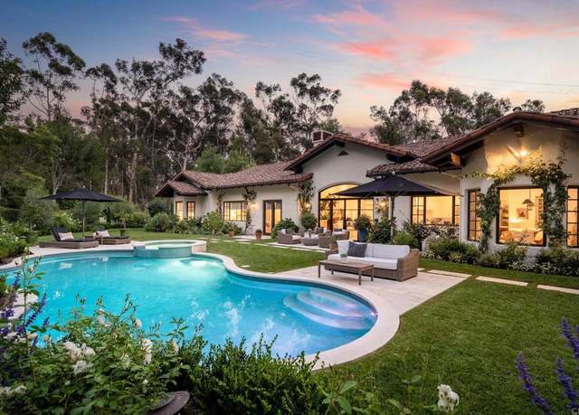 Property at 15807 Puerta Del Sol, Rancho Santa Fe, CA 92067, 5 beds, 5.5 baths