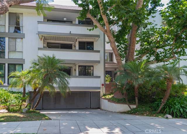 Property at 406 N Oakhurst Dr #103, Beverly Hills, CA 90210, 2 beds, 2 baths
