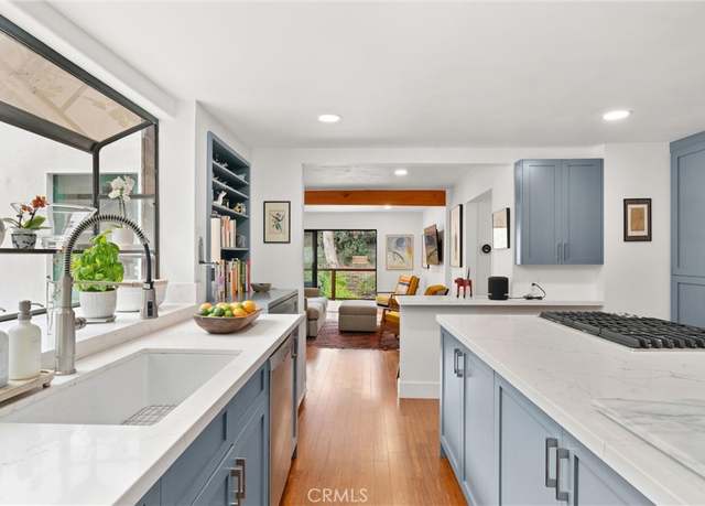 Property at 645 Griffith Way, Laguna Beach, CA 92651, 3 beds, 3 baths