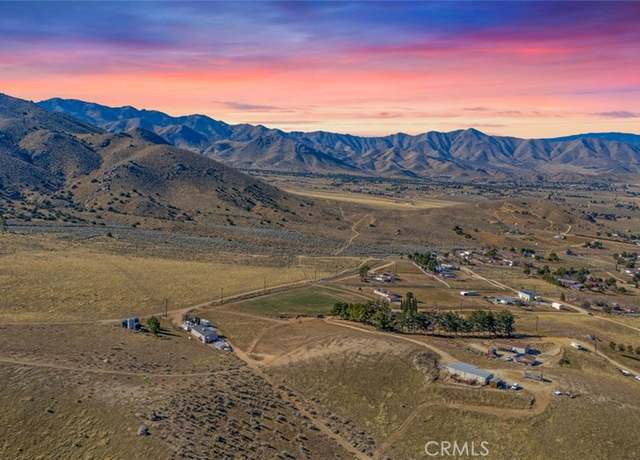 Property at 4700 Cimarron Dr, Weldon, CA 93283