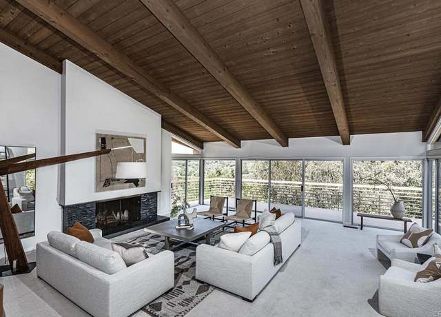Property at 5458 Avenida Maravillas, Rancho Santa Fe, CA 92067, 3 beds, 3 baths