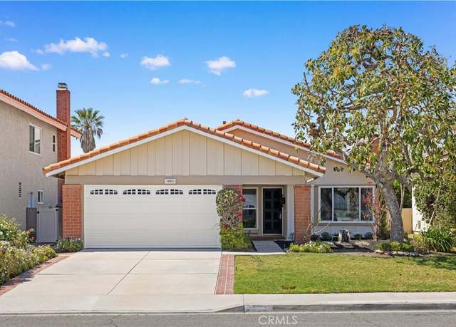 Property at 14551 Linden Ave, Irvine, CA 92606, 4 beds, 2 baths