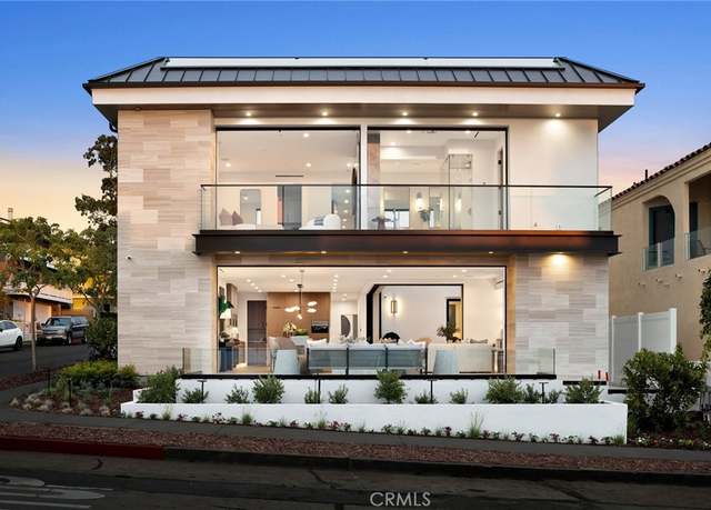 Property at 220 Carnation Ave, Corona Del Mar, CA 92625, 4 beds, 4.5 baths