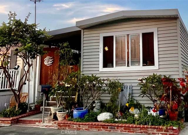 Property at 30 Welcome Ln, Seal Beach, CA 90740, 2 beds, 1 bath
