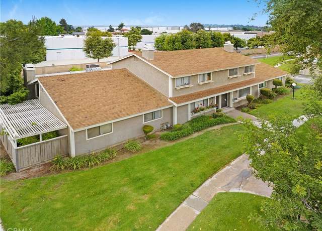 Property at 2061 W Redlands Blvd Unit 8C, Redlands, CA 92373, 3 beds, 2.5 baths