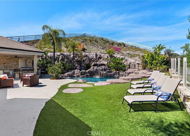 Property at 6 Via Presea, Coto De Caza, CA 92679, 5 beds, 5.5 baths