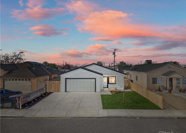 Property at 3409 Lotus Ln, Bakersfield, CA 93307, 2 beds, 2 baths